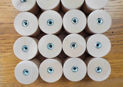 Insertions des vis filetées